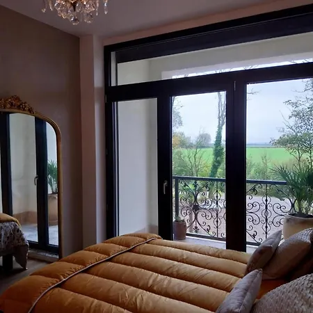 Le Manoir *
